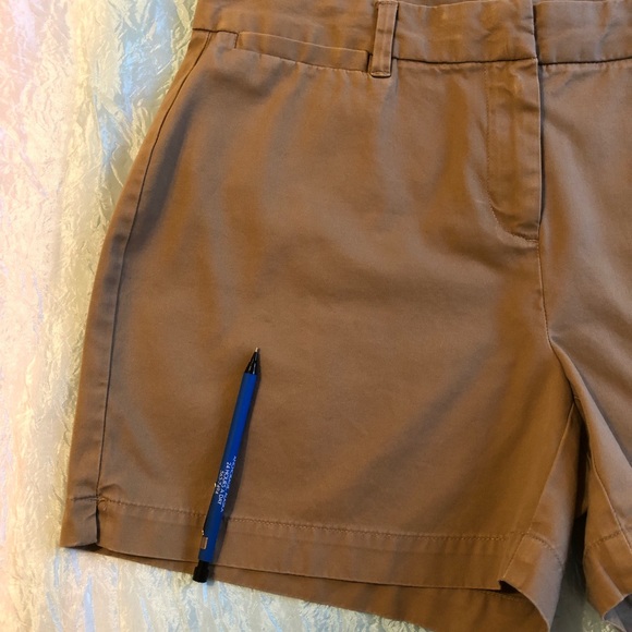 Lands’ End chino shorts, khaki color, size 10P - Picture 3 of 6